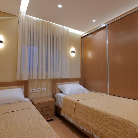 Twins Villa Saranda Extérieur photo