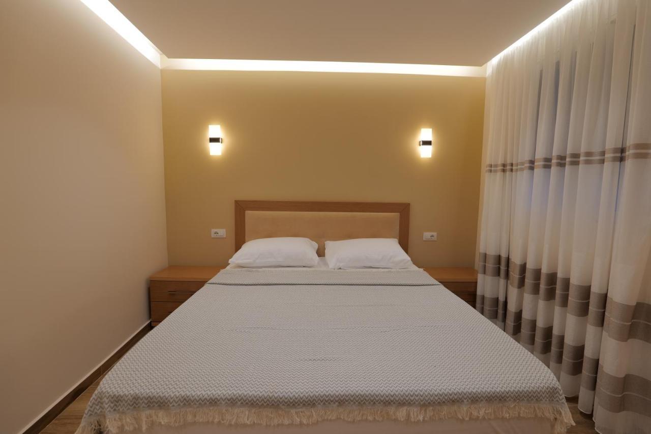Twins Villa Saranda Extérieur photo