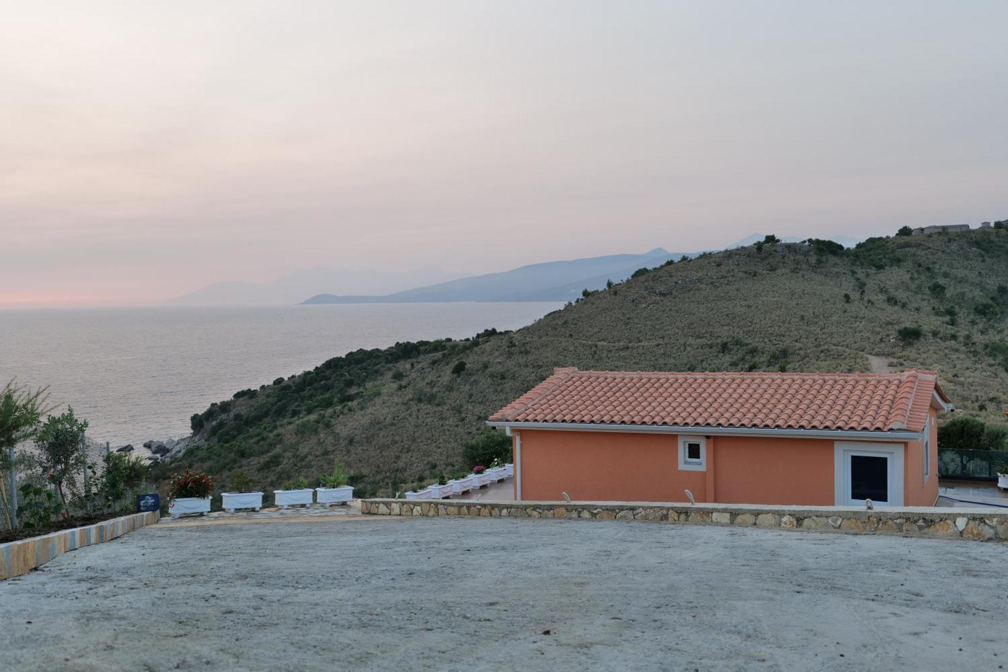 Twins Villa Saranda Extérieur photo