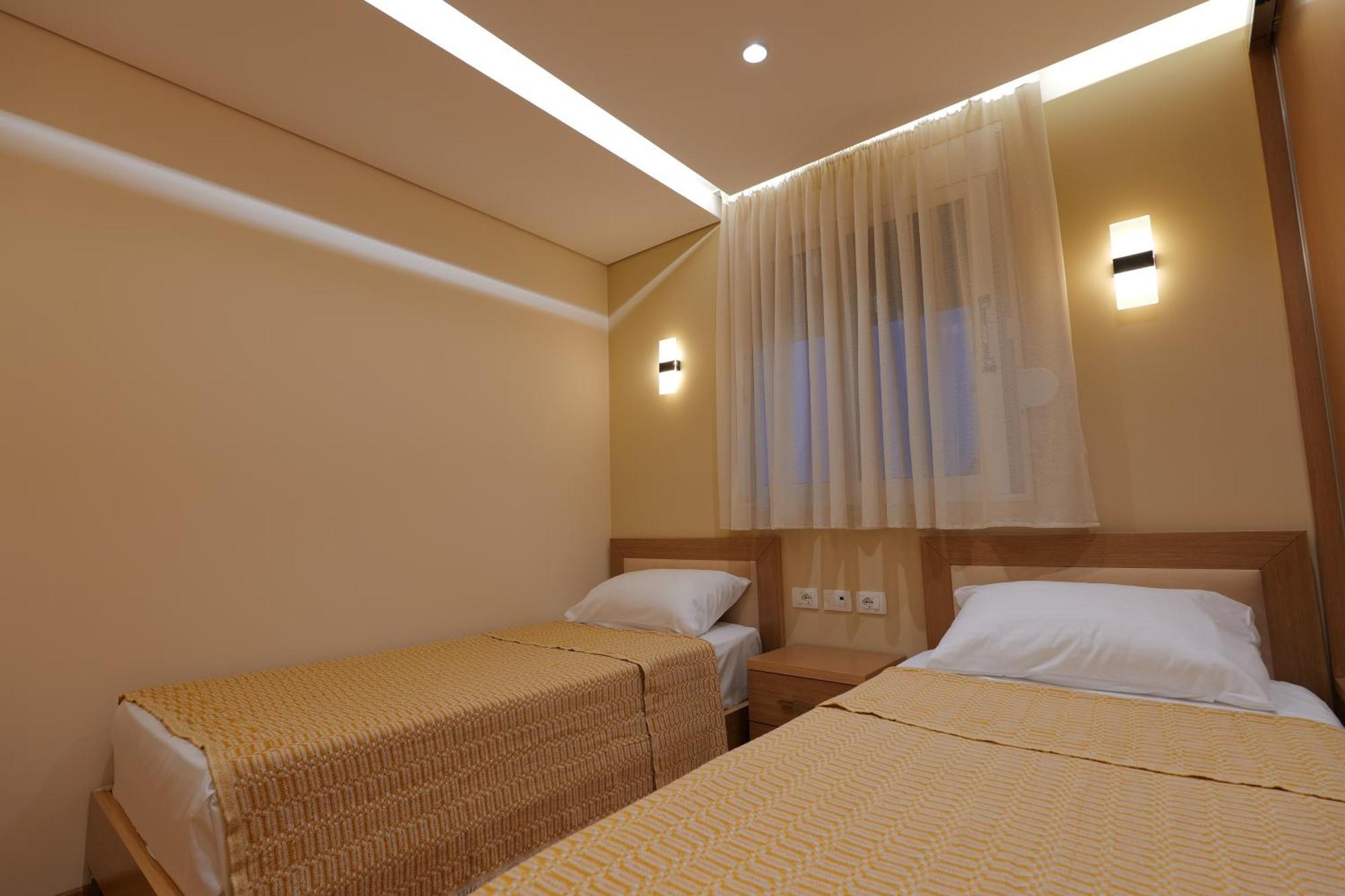 Twins Villa Saranda Extérieur photo
